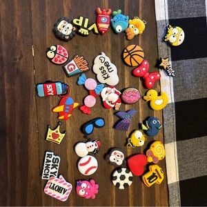 CROCS Fun Cartoon Shoe Charms Set Multicolor jibbitz  bundle of 14